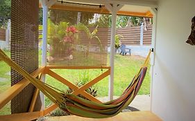 Charmant Bungalow Avec Piscine Kaz' Basse